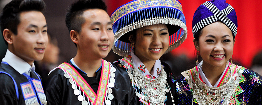 Festal Hmong New Year Celebration Festival