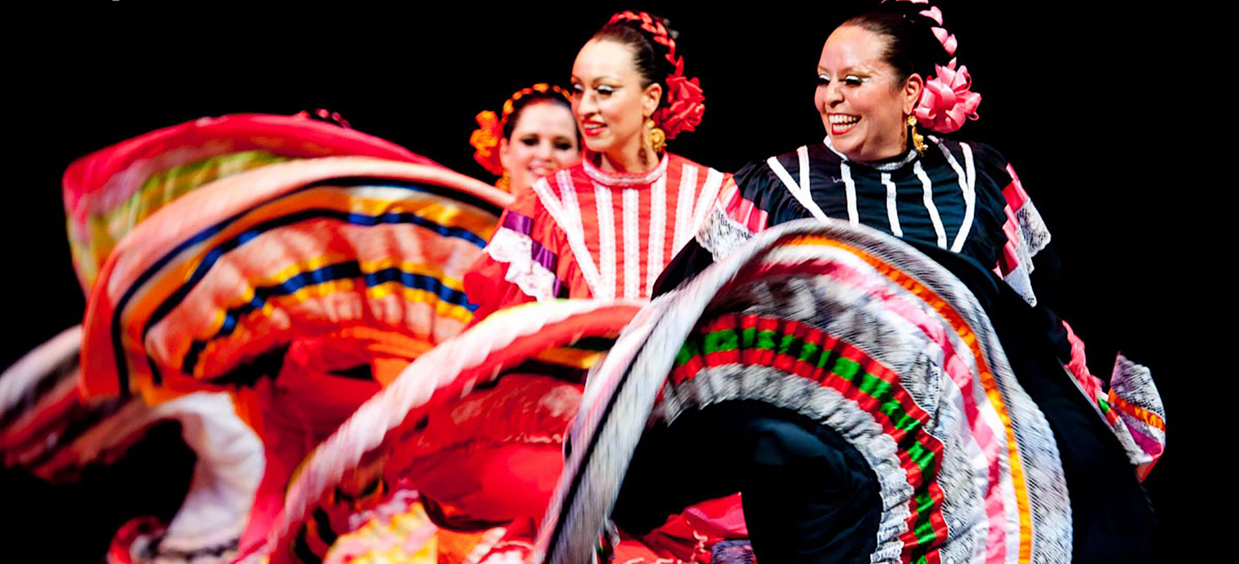Winterfest Entertainment: Bailadores de Bronce